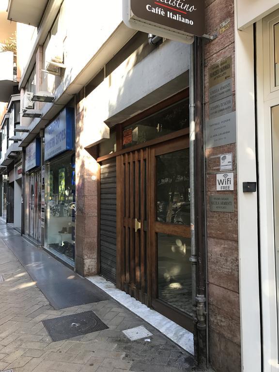 Cavour 124 -Guest-Room- Μπάρι Εξωτερικό φωτογραφία