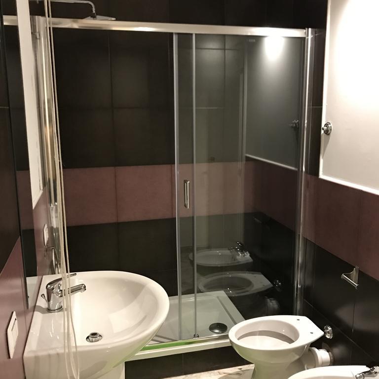 Cavour 124 -Guest-Room- Μπάρι Εξωτερικό φωτογραφία