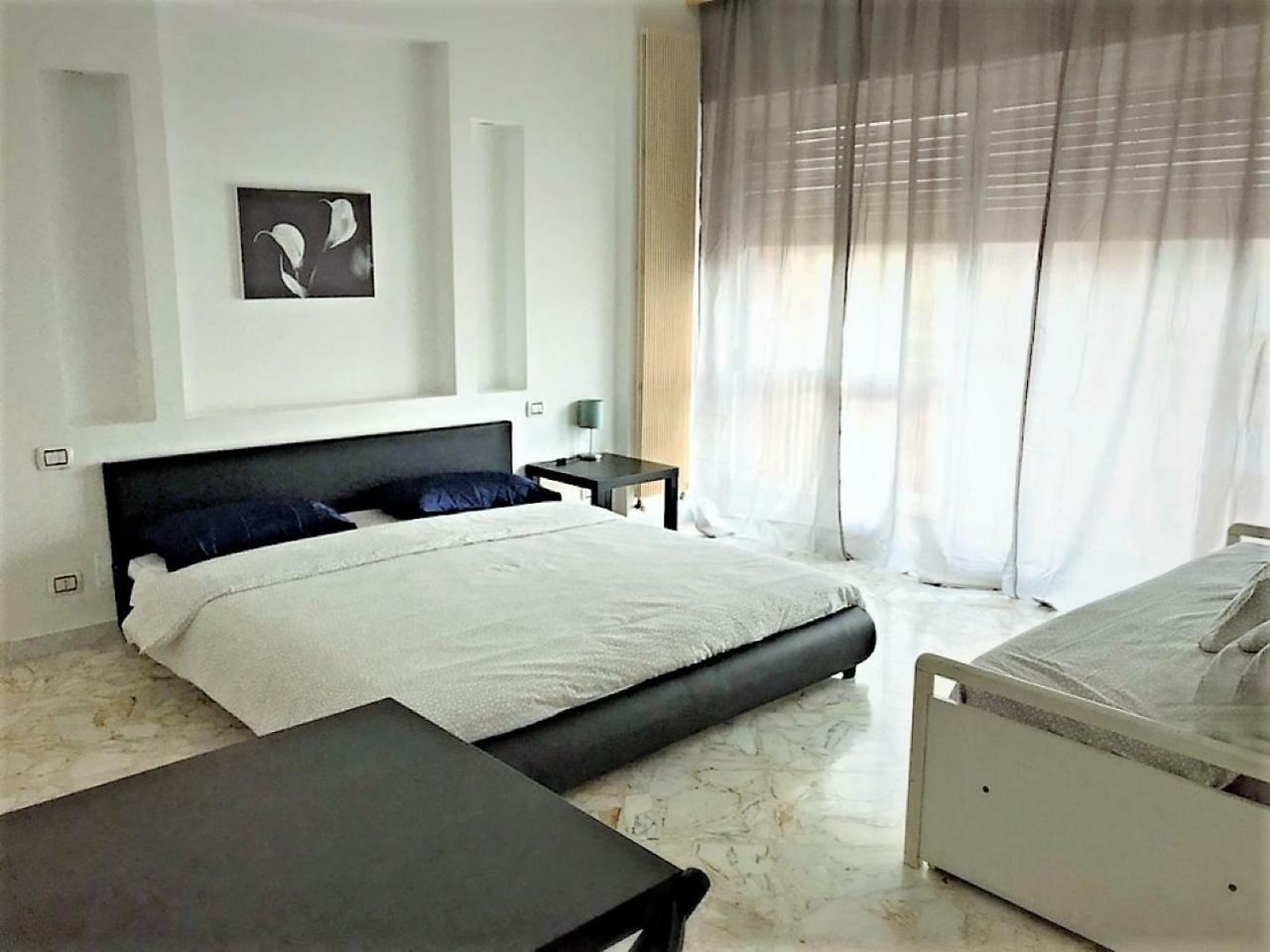 Cavour 124 -Guest-Room- Μπάρι Εξωτερικό φωτογραφία